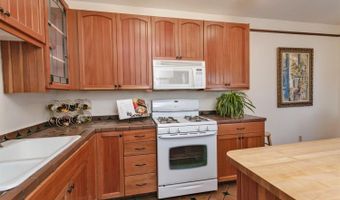 19 Gresham St, Ashland, OR 97520
