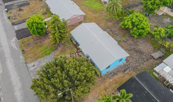 1043 NE 20th St, Belle Glade, FL 33430