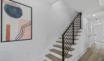 2524 41ST St NW 1, Washington, DC 20007