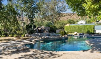 28925 Medea Mesa Rd, Agoura Hills, CA 91301
