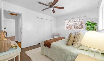 1127 Haloa Dr, Honolulu, HI 96818