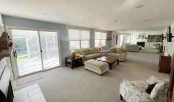 198 40th St, Avalon, NJ 08202