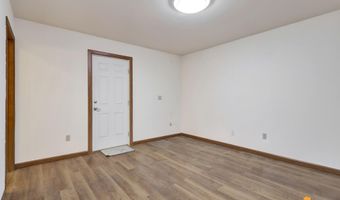 8530 Gordon Cir, Anchorage, AK 99507