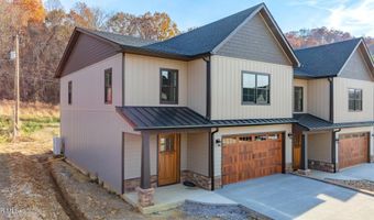 1036 Cummings St 1, Abingdon, VA 24211