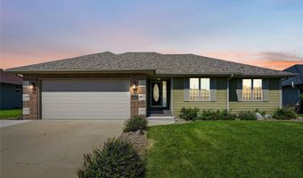 1124 12th Ave SE, Altoona, IA 50009