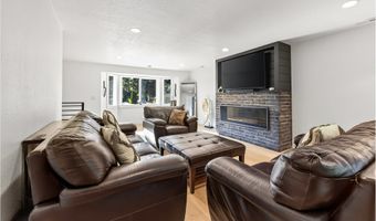 19751 FALCON Dr, Oregon City, OR 97045