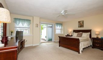 75 Page Rd 9, Bedford, MA 01730