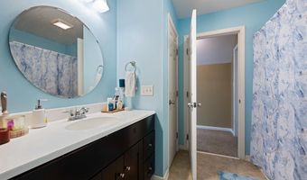 29 E WALNUT St, Magnolia, DE 19962