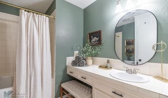 2402 Stonecrest Dr, Abilene, TX 79606
