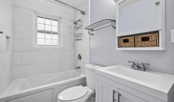 2604 1ST St S, Arlington, VA 22204