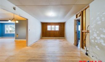 214 Yellowstone Ave, Cody, WY 82414