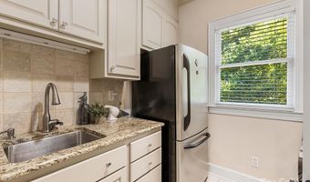 3324 Meadow Bluff Dr, Charlotte, NC 28226