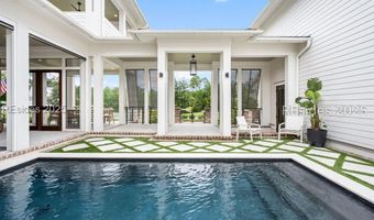 31 Hunting Lodge Rd, Bluffton, SC 29910