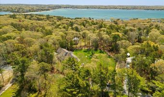 2 Boulder Rd, Bourne, MA 02532