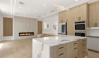 109 Nassau Dr, Albertson, NY 11507