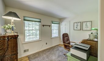 1 CRAIG Rd, Annandale, NJ 08801