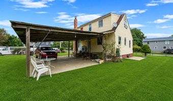 366 Albany Ave, Amityville, NY 11701