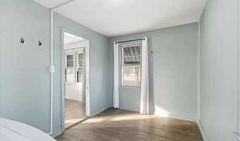 211 Commercial St, Arlington, WI 53911