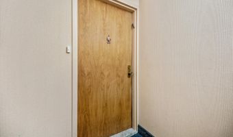 7420 WESTLAKE Ter 304, Bethesda, MD 20817