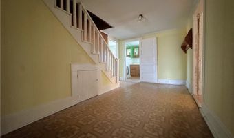 203 3rd St SE, Aliceville, AL 35442