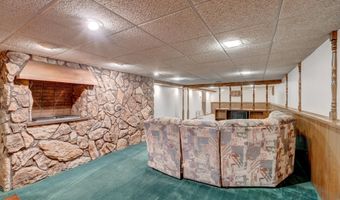 5241 Dommers Dr, Fitchburg, WI 53711