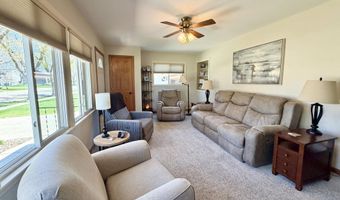 111 Church Dr, Aberdeen, SD 57401