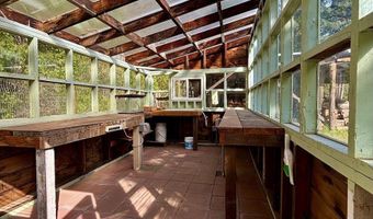55433 MCKENZIE Hwy, Blue River, OR 97413