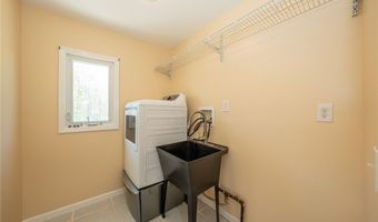 565 Laurel St, Angola, NY 14006