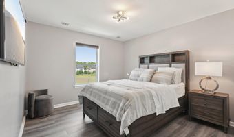 4 Bridle Path, Bayville, NJ 08721