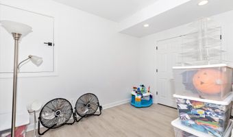 5516 YOUNG FAMILY Trl W, Adamstown, MD 21710
