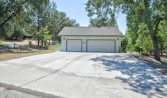 45241 Dillon Dr, Ahwahnee, CA 93601
