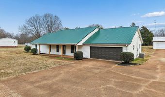 123 Walnut Hill Rd, Bells, TN 38006