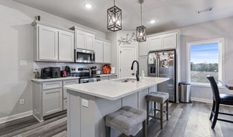 26543 S Sardis Rd, Bauxite, AR 72011