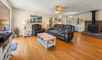 738 Dawson Creek Rd, Arapahoe, NC 28510