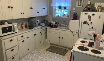 3917 MAIN St, Adamsville, PA 16110