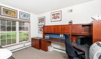 20 YEGER Dr, Allentown, NJ 08501