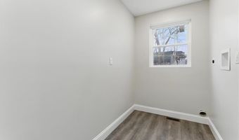 87 Dunedin St, Cranston, RI 02920