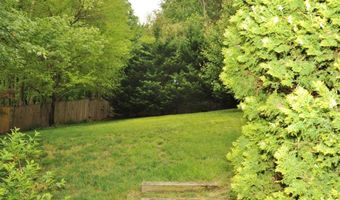 6902 STONEYBROOKE Ln, Alexandria, VA 22306