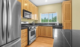 1120 SW 170TH Ave 201, Beaverton, OR 97003