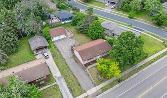 908 38th Ave, Anoka, MN 55303