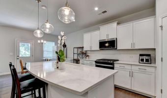 5477 Fountain Head Ln, Auburn, GA 30011