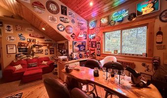 515 Cabarton Rd, Cascade, ID 83611