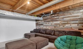 3795 E Sunnyside Rd, Ammon, ID 83406