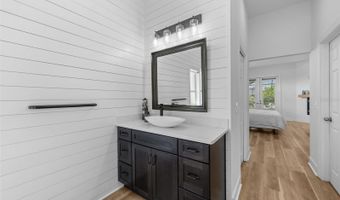 949 ALLEGRO Ln, Apollo Beach, FL 33572