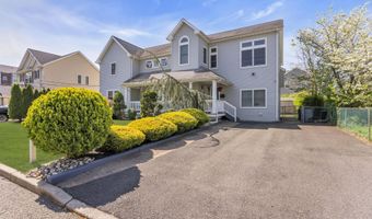 14 Dolan Ave, Aberdeen, NJ 07747