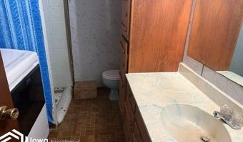 1206 N Johnson St, Algona, IA 50511