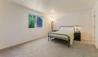 488 SW Forest Grove Dr, Bend, OR 97702