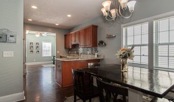 121 Lightwater Dr, Aberdeen, NC 28315