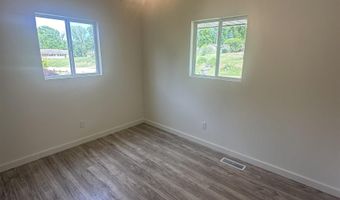 216 Leatherwood Cir, Bedford, IN 47421