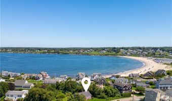 11 Namcook Rd, Narragansett, RI 02882